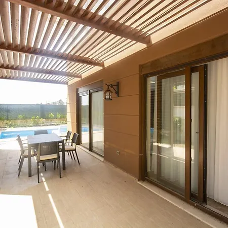 Luxury Evre 2